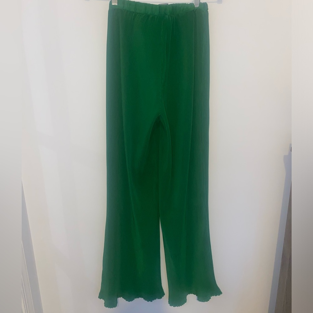 PrettyLittleThing Plisse Wide Leg Pants Green High Waisted Flowy Lounge Size 6 - Picture 9 of 14
